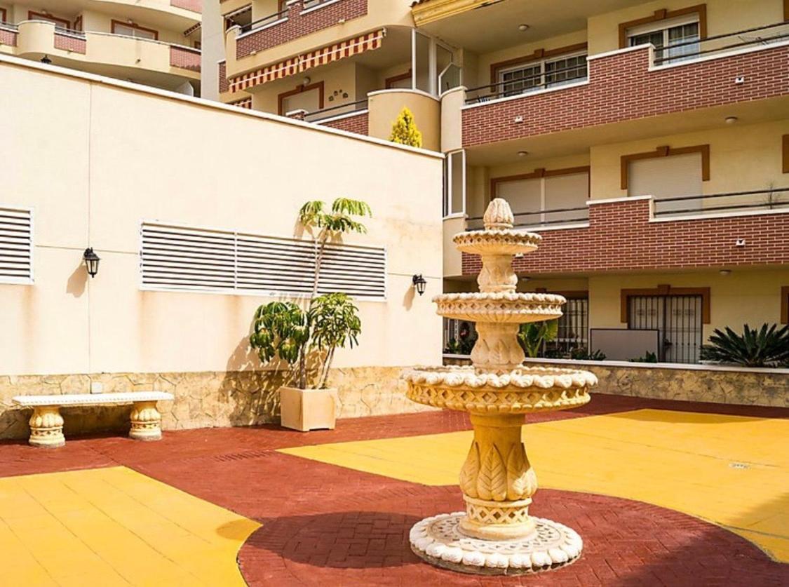 Apartamentos Torreon Del Mar ベナルマデナ エクステリア 写真
