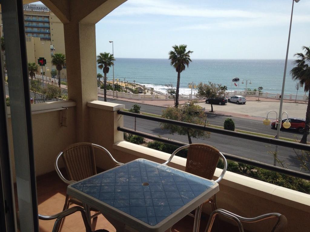 Apartamentos Torreon Del Mar ベナルマデナ 部屋 写真