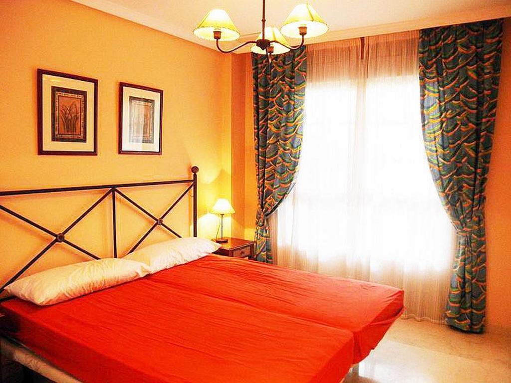 Apartamentos Torreon Del Mar ベナルマデナ 部屋 写真